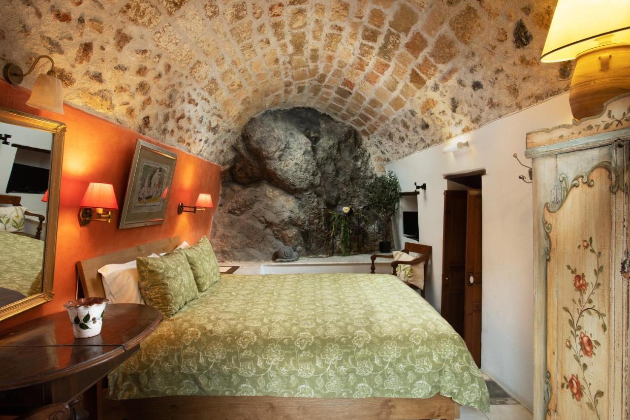 Dorovinis Monemvasia Castlehouses Buitenkant foto